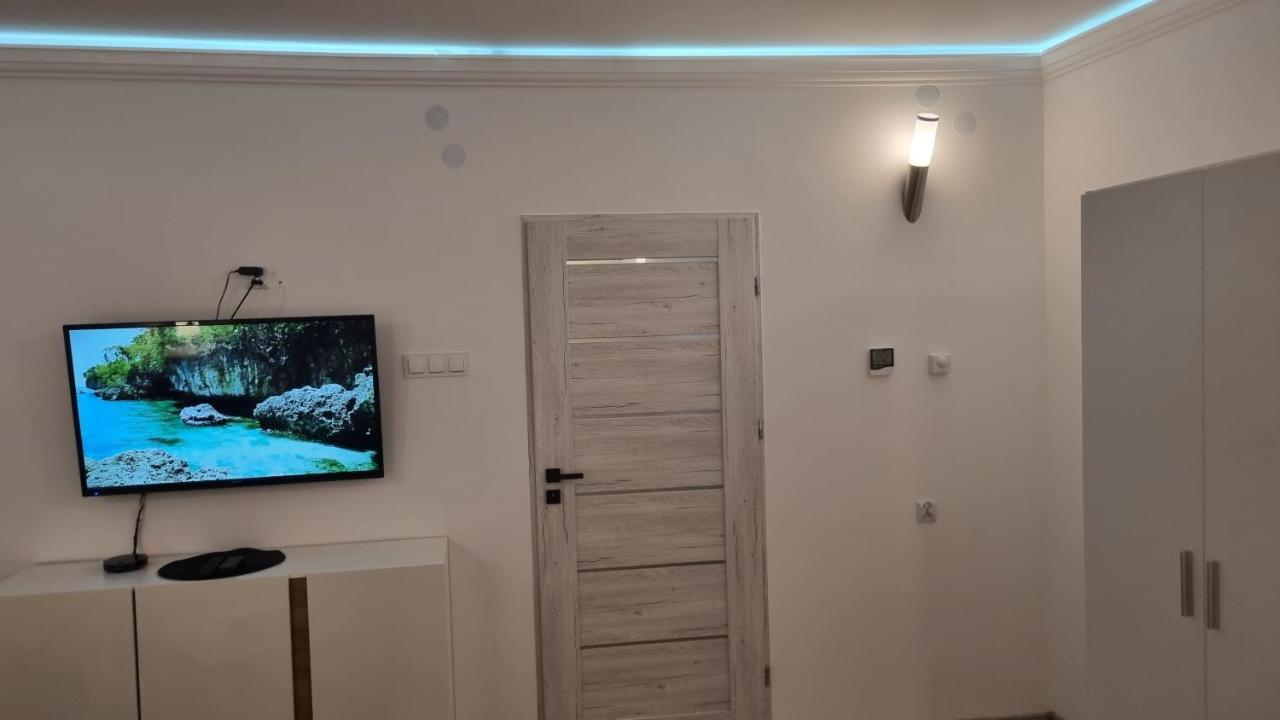 Etna 3 Dom Z Parkingiem Rzeszow Morgowa Daire Dış mekan fotoğraf